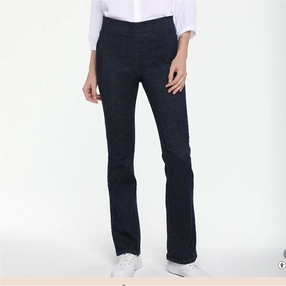 NWT NYDJ size 12 - 16 black pull on stretch jeans bootcut, elastic waistband - Picture 1 of 11